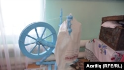 Авыл кешеләре тапшырган әйберләр