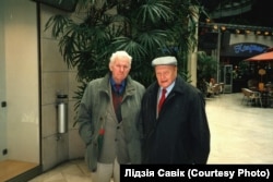 Васіль Быкаў і Барыс Кіт. Франкфурт-на-Майне, 2001