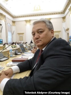 Толонбек Абдыров.