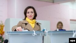 Майя Санду, проевропейский кандидат на выборах президента в Молдове. Кишинев, 13 ноября 2016 года.