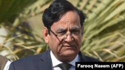 Асия Бибинин укугун коргогон адвокат Сайфулла Мулк.