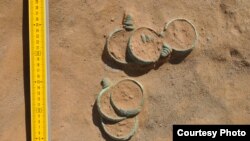 Нарындан табылган үч миң жыл мурдагы билериктер.