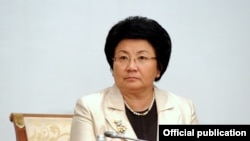 Роза Отунбаева Кыргызстандын тарыхындагы алгачкы аял президент