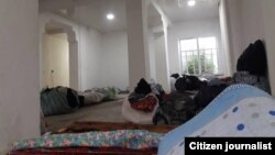 Пахтага жөнөтүлгөн милиция кызматкерлери жаткан казарма.