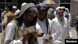 سرای شهزاده مارکیت صرافی در شهر کابل