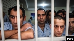 در چندین مورد در دو سال گذشته افراد معتاد از سرک ها توسط طالبان جمعآوری شده و به زندان انداخته شده اند