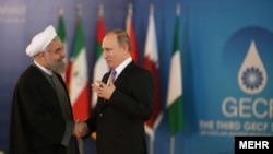 Hassan Rohani və Vladimir Putin