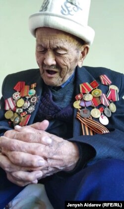 Согуштун ардагери Ашыр Рахматов.