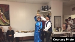 "Көзге очрашу" кичәсе. Нью-Йорк