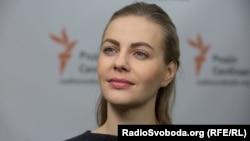 Олена Сотник