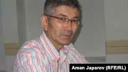 Амирбек Азам уулу.