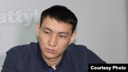 Урмат Казакбаев.