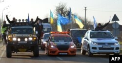 По дорозі на «Межигір’я»