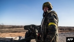 Украинанын чыгышындагы өкмөттү жоокер