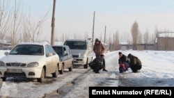 Өзбекстандын ичиндеги Кыргызстандын Барак эксклавынын тургундары.