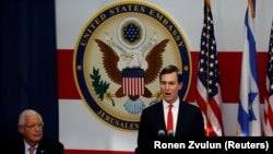 АКШ президентинин улук кеңешчиси жана күйөө баласы Жаред Кушнер.