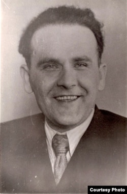 Янка Брыль. 1952 – 1954 гг. З фондаў БДАМЛМ