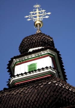 Українська дерев’яна церква святого Михаїла 17-го століття у Празі, яку в 1929 році перевезли із Закарпаття з села Медведівці