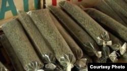 Насвай - популярная курительная смесь в Таджикистане