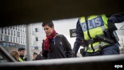 Полиция Швеции на пограничном контроле. Архивное фото