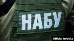Як уточнює НАБУ, після ознайомлення з матеріалами слідства стороною захисту справу передадуть до суду