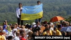 Під час богослужіння біля пам’ятника Київському князю Володимиру з нагоди відзначення Хрещення України-Руси. Київ, 28 липня 2014 року