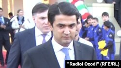 Рустами Эмомалӣ