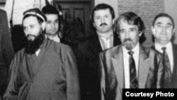 Дар гуфтушуниди сулҳ