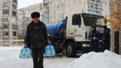 Жителям Торецка привезли воду