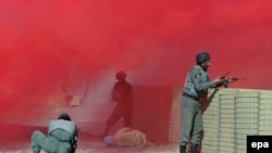 کینتوز: ۲۷۰ تن که در زمان قوماندان قبلی ثبت شده بودند اصلاً وجود ندارند.