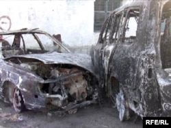 Жол кырсыгынан күйүп кетти делген автоунаалар.