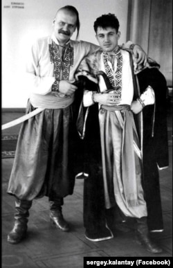 Комедійний дует «Лис Микита» (праворуч Анатолій Гнатюк)