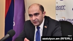 Էդմոն Մարուքյան, արխիվ