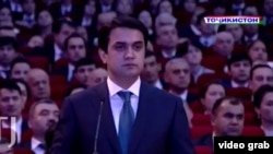 Рустам Рахмон.