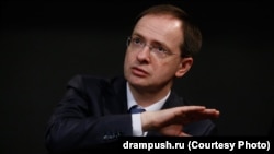 Орусиянын маданият министри Владимир Мединский