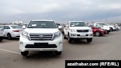 Awtoulag bazary (Arhiw suraty)