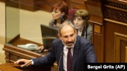 Никол Пашинян в парламенте, май 2018 года.