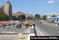 Ремонт моста в Оше.
