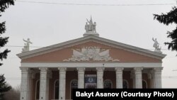 А. Малдыбаев атындагы Кыргыз улуттук опера жана балет театры.