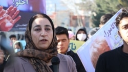 بلقیس روشن: حکومت به جای دادن "شهروندی نمایشی" به داکتر ناکامورا، باید امنیت او را تأمین می‌کرد.