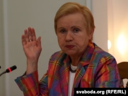 Падчас прэзыдэнцкай кампаніі 2010 году.