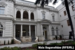 Новая президентская резиденция на улице Атонели