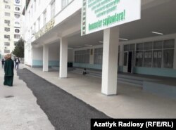 Избирательный участок в школе №48 г. Ашхабада