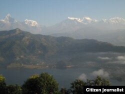 Від на групу вяршынь у нацыянальным парку Анапурна, Непал. Архіўнае фота