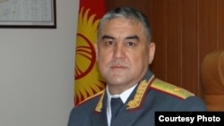 Курсан Асанов.