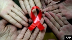 1 dekabr - Ümumdünya QİÇS-lə Mübarizə Günüdür.