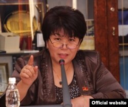 Айнура Кенжебаева.