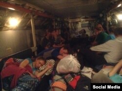 В салоні «Іл-76» (фото зі сторінки Євгена Жданова у Facebook)