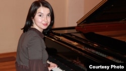 Зөлфия Рәүпова