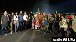 Ниагара янына җыелган татарлар